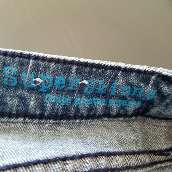 Genuine Volcom Brand Jeans - Super Skinny - distressed - Picture 12 of 16